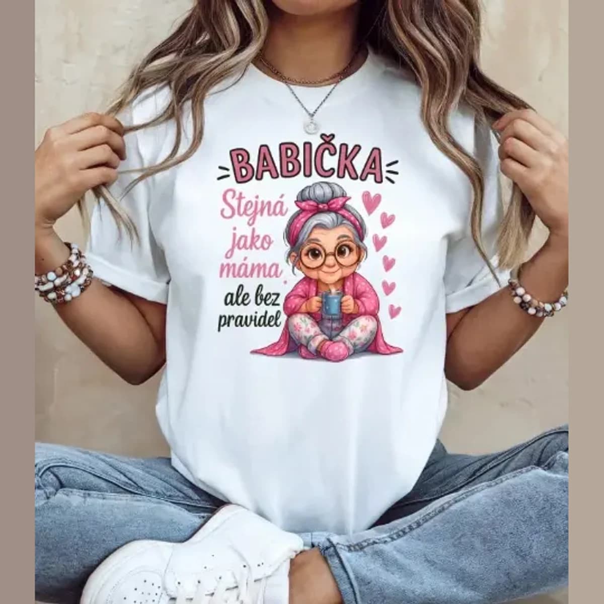 Tričko – Babička: Stejná jako máma, ale bez pravidel