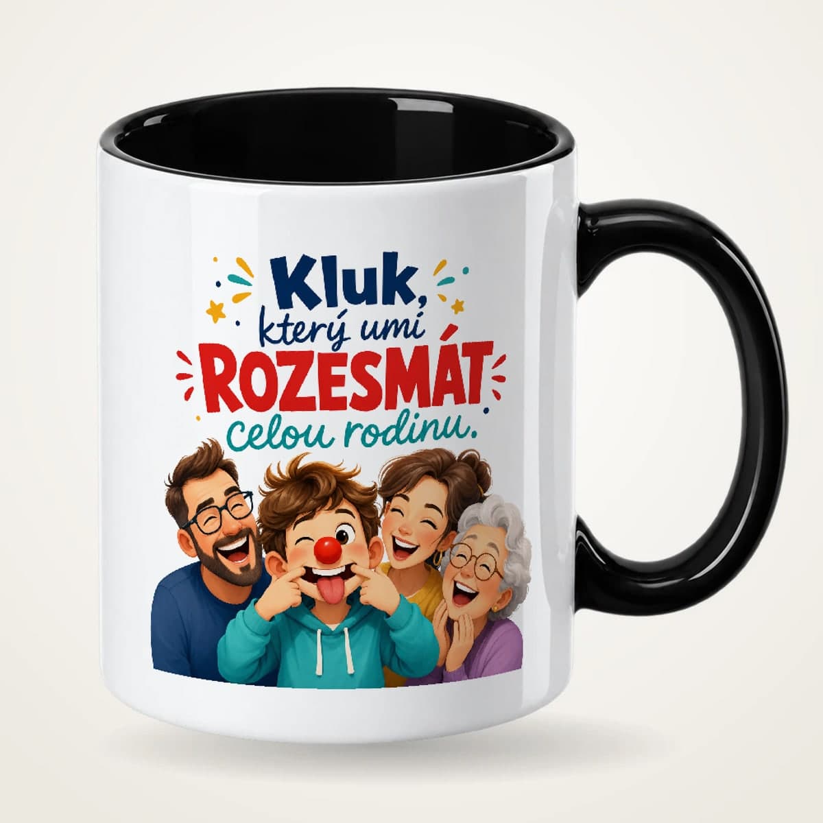 Hrnek s černým uchem – Kluk, který umí rozesmát celou rodinu